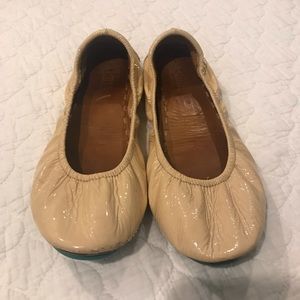 Biscotti Patent Tieks Size 9